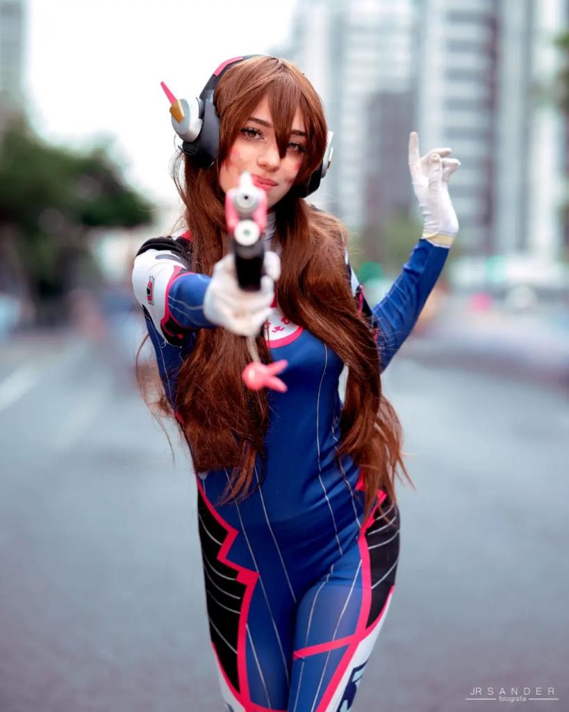 Dva na área!!
-> tem fts novas la na rede vizinha!! Vao la conferir❤️
#Dva #Overwatch #cosplay