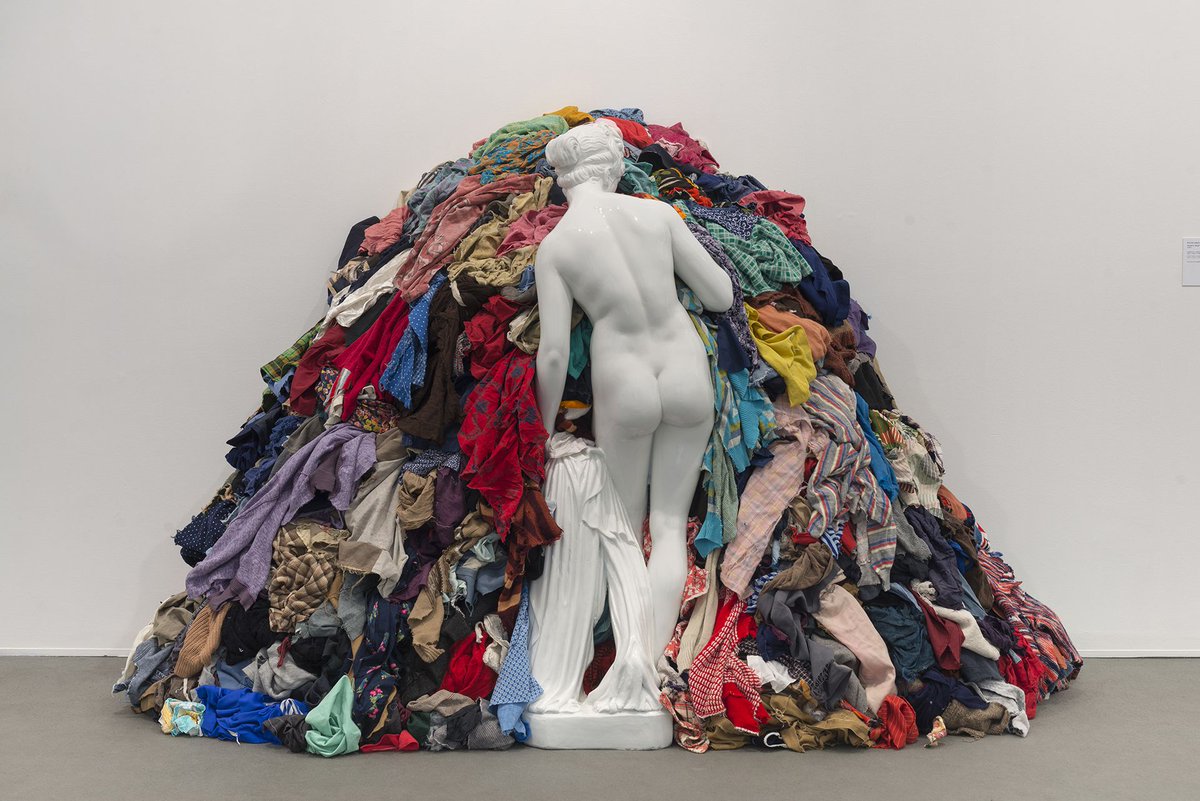 flormocchetti's tweet photo. En un museo es una obra de arte, en nuestras casas son 4 días seguidos de lluvia. https://t.co/Yqxv9yHv0e