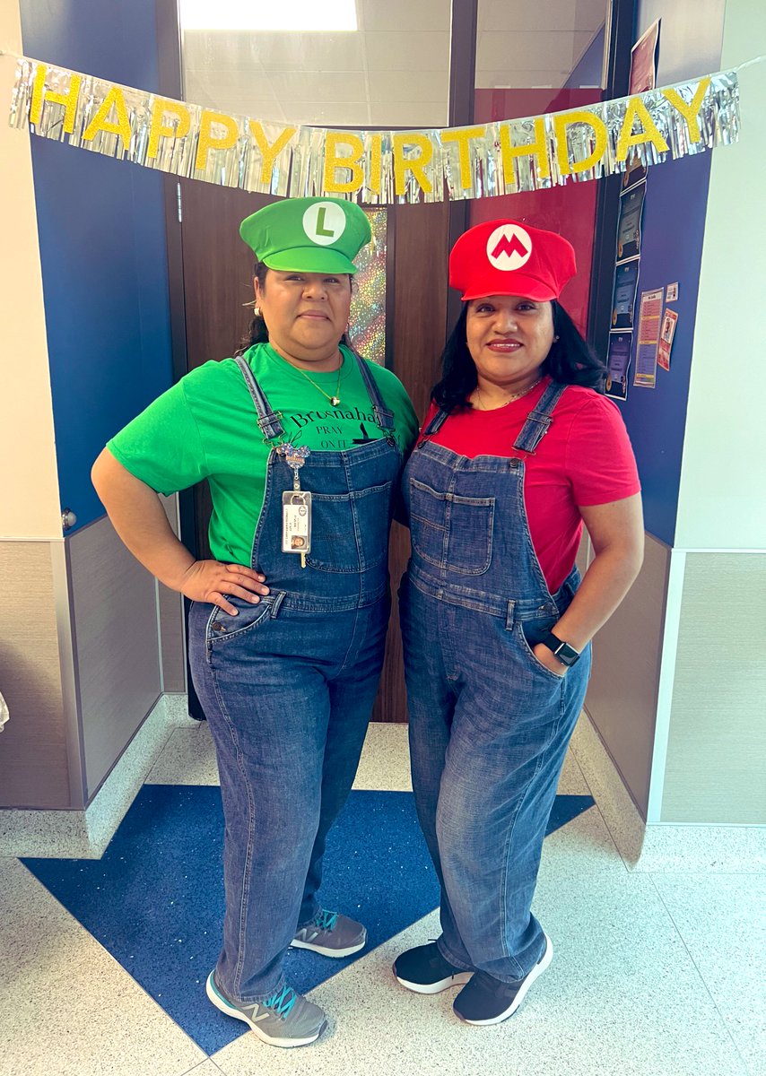 Mr.  <a href="/joeluna35/">Joel Luna</a> class is ready to use their STAAR Powers during their testing this week!!! <a href="/BrosnahanES/">Brosnahan Elementary</a> GO BRONCOS !!
