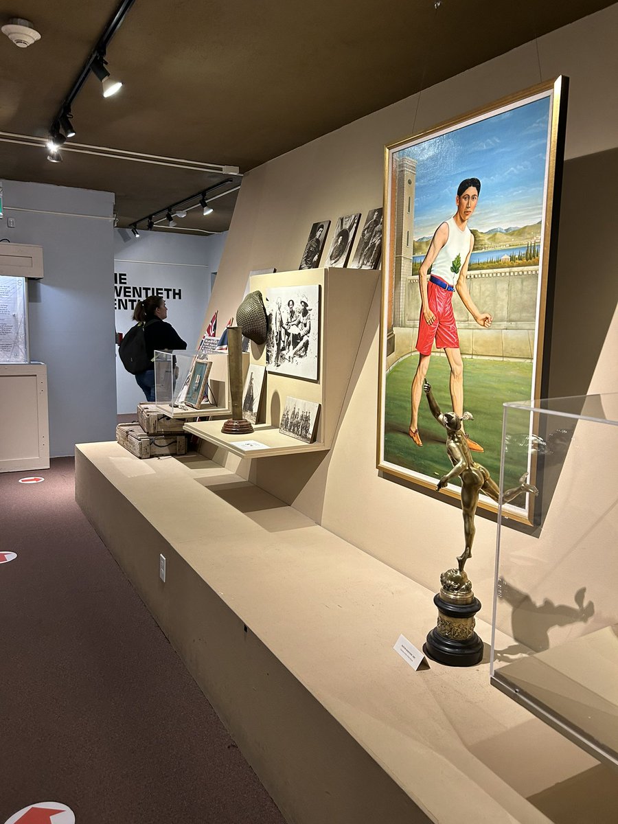 Ms. Robshaw tweet media