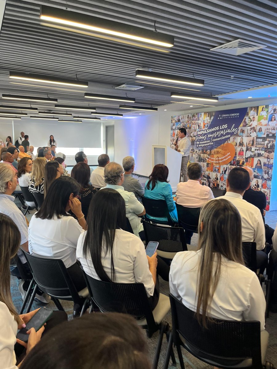 Confecámaras tweet media