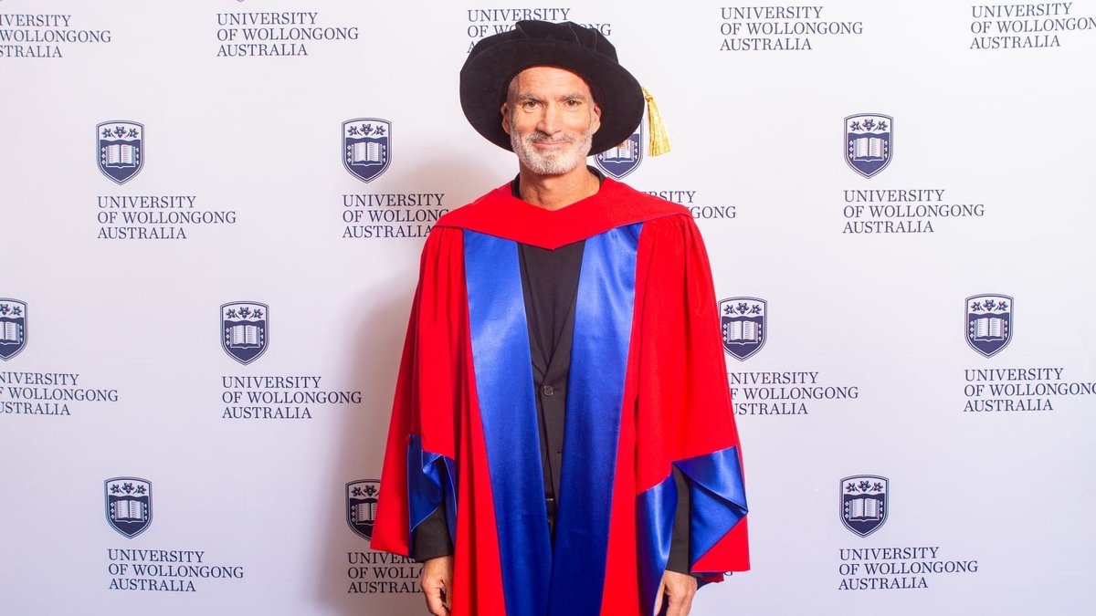 Human rights activist and renowned sports broadcaster @Craig_Foster AM received a Doctor of Laws yesterday, recognising his contribution to social justice. 👏👉 bit.ly/3xESR1C #UOWGrad2024