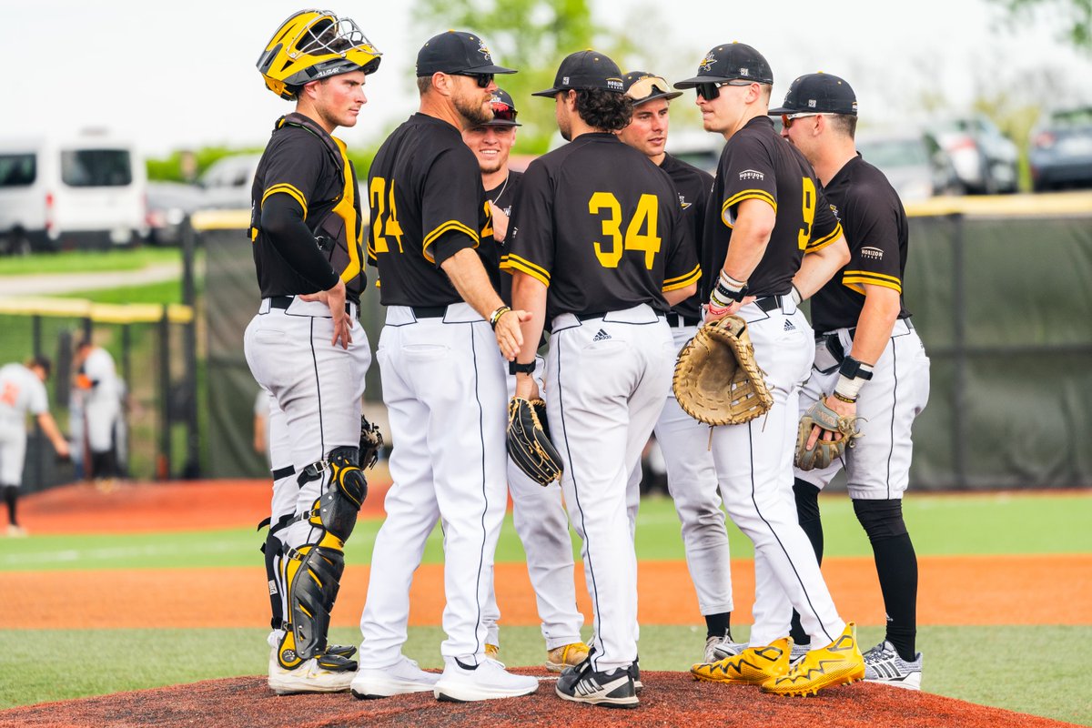 NKUNorseBSB's tweet photo. There goes those Norse again 🤙

@NKUNorse | #NorseUp https://t.co/Tvcf9rLG00