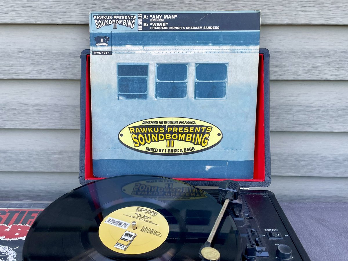 AewCard's tweet photo. Outside enjoying some smoke on the porch with my record collection 🌳 💨 ☀️
Remember #Rawkus? 🤔 🎤 🔥
#Collecting #RecordCollecting #HipHop #Eminem #PharoaheMonch #ShabaamSahdeeq #RawkusRecords #Soundbombing https://t.co/mFu29wL0ZA