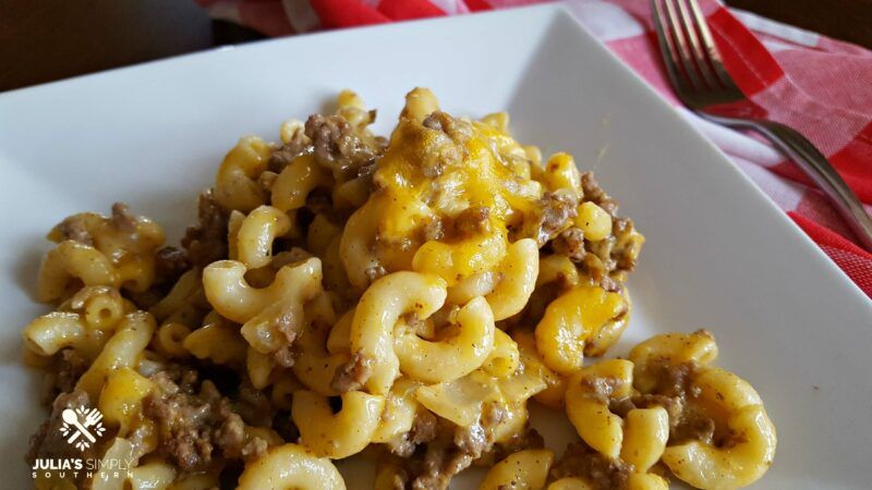 Ground Beef Casserole is a delicious family friendly meal  It's like a homemade 'hamburger helper' and budget friendly too! ⭐️ bit.ly/4d0w4O8

#groundbeef #casserole #familymeals #juliassimplysouthern