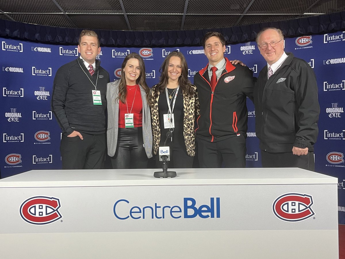 The social media/ writing/ broadcasting gang is all here in Montreal #gowings