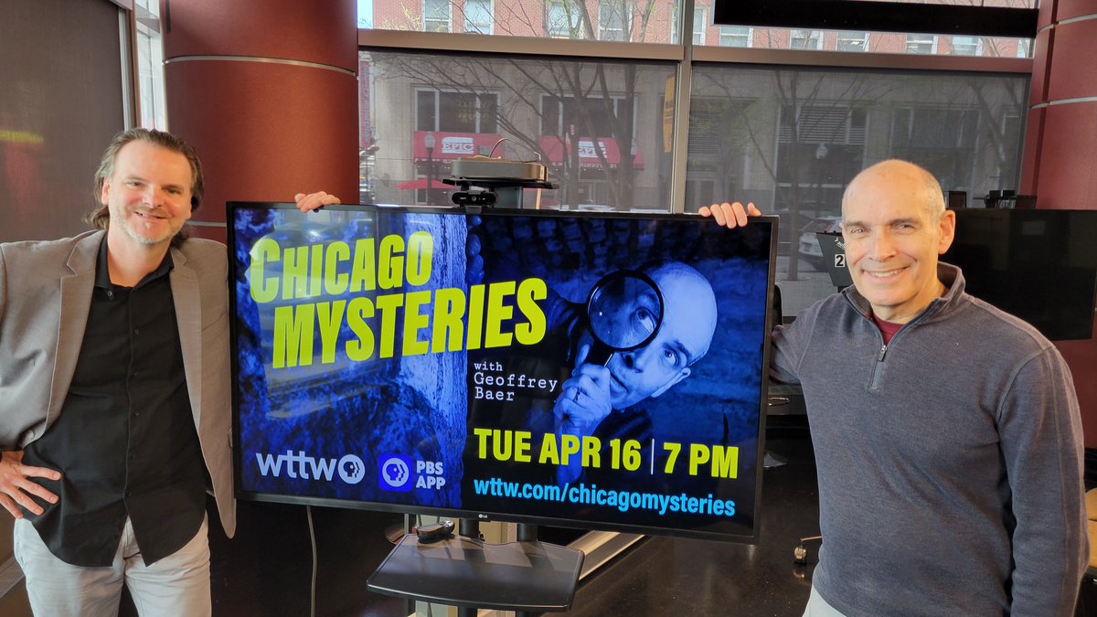 Geoffrey Baer surprised guests at a preview of his new WTTW show 'Chicago Mysteries,' exploring Chicago legends like UFOs and unsolved murders. The event, hosted by producer and SOC alum Sean Keenehan, drew over 50 students. Premiered today! #PassionateProducers #LoyolaChicago