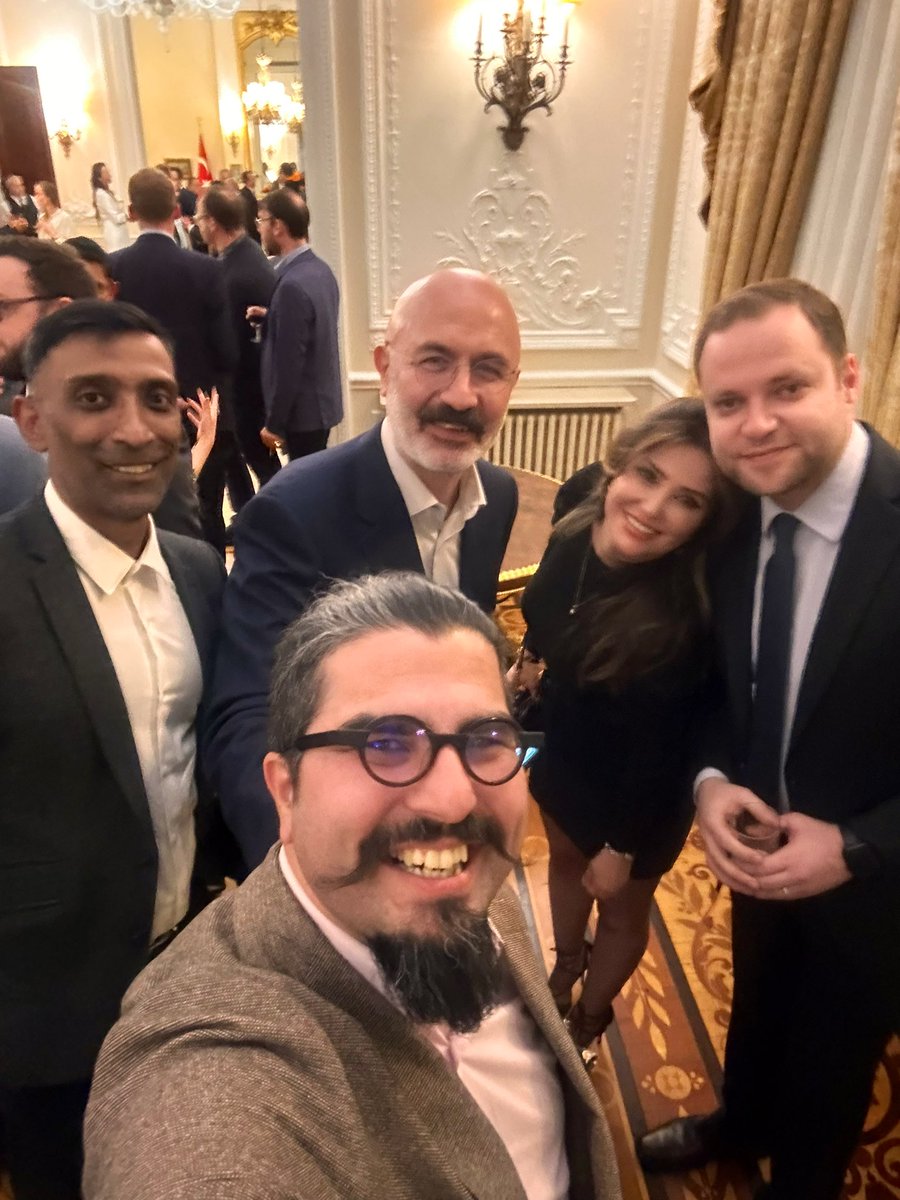 Ömürden Sezgin tweet media