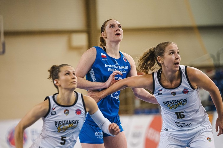 The Pick and Roll ๐ฆ๐บ๐ (@pickandrollau) on Twitter photo FEATURE | Chloe Bibby reflects on a successful first season in Europe in which she was named the Polish League MVP, being named in the Opals Olympic Squad, and returning home.
<a href="/danielherborn/">Daniel Herborn ๐ง</a> with the interview: bit.ly/4aUVOJR
#AussieHoops #EuroCupWomen #NBL1South FEATURE | Chloe Bibby reflects on a successful first season in Europe in which she was named the Polish League MVP, being named in the Opals Olympic Squad, and returning home.
<a href="/danielherborn/">Daniel Herborn ๐ง</a> with the interview: bit.ly/4aUVOJR
#AussieHoops #EuroCupWomen #NBL1South