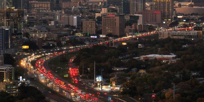 Don't be wimps, Austin. Houston has 26 lanes. And that obviously solved their congestion, right? 🙄#transportation #urbanism #urbanmobility