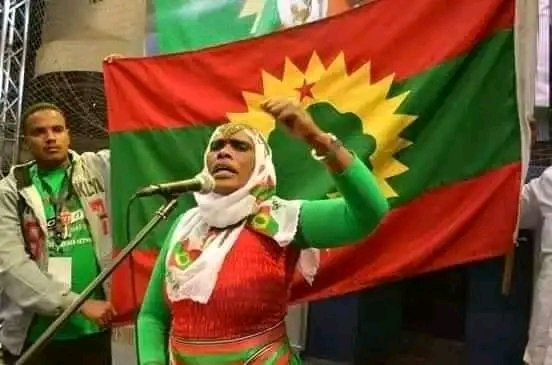 Caayaasabaa's tweet photo. #GGO EBLA 15
Qabsoo Bilisummaatiif
Shamarran manaa bahan
Gottan qabsoof hangafaa
Dubartootaaf fakkii tahan
Gootota lolanii lolchiisuun
Humna diinaa laamsheysan 
Gootota ummata Oromoof
Bilisummaa dhiheeysan 

Warra lubbuun jiran
Jen. Raggatuu
Jaal. Aslii
Jaal. Urjii
Jaal. Lelisee https://t.co/sFRILA3qpr