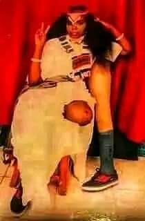 Caayaasabaa's tweet photo. #GGO EBLA 15
Qabsoo Bilisummaatiif
Shamarran manaa bahan
Gottan qabsoof hangafaa
Dubartootaaf fakkii tahan
Gootota lolanii lolchiisuun
Humna diinaa laamsheysan 
Gootota ummata Oromoof
Bilisummaa dhiheeysan 

Warra lubbuun jiran
Jen. Raggatuu
Jaal. Aslii
Jaal. Urjii
Jaal. Lelisee https://t.co/sFRILA3qpr