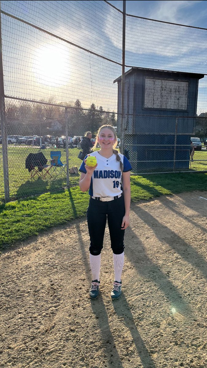 Kara Mekulsia tweet media