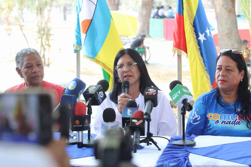 Aragua participará con 1.200 proyectos en la consulta nacional 
#Noticiaselsiglo #Regionales 
acortar.link/R6p2CG