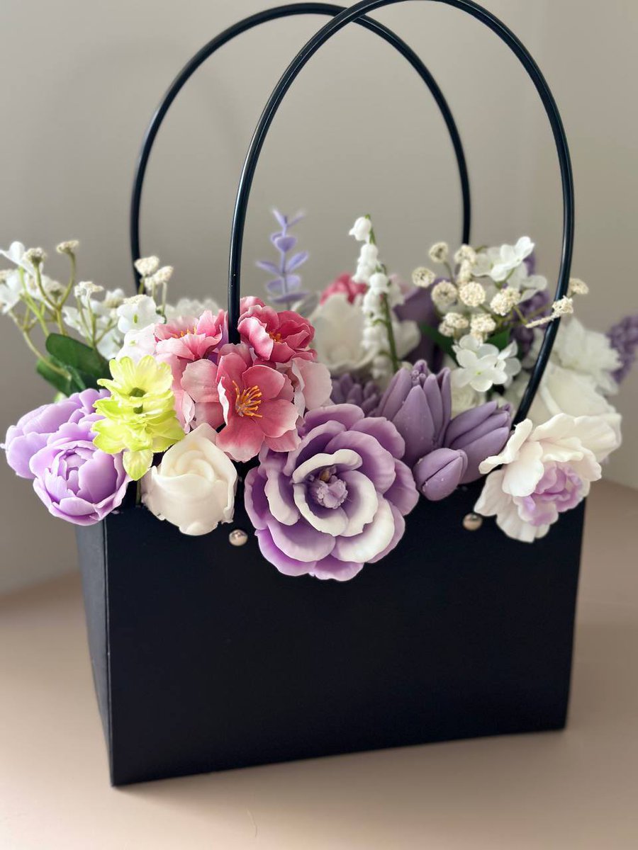 fancysoap_la's tweet image. Flowers that never fide🌸

fancysoapco.etsy.com/listing/170359…

#handmadegifts #bouquet #FlowersOfTwitter #etsy #Soap #LosAngeles #usa #giftidea #giftforher #etsyusa #etsyshop #mothersdaygifts #etsyfinds #etsyhandmade #uniquegifts #smallbiz #SmallBusiness #artisan #mothersday2024