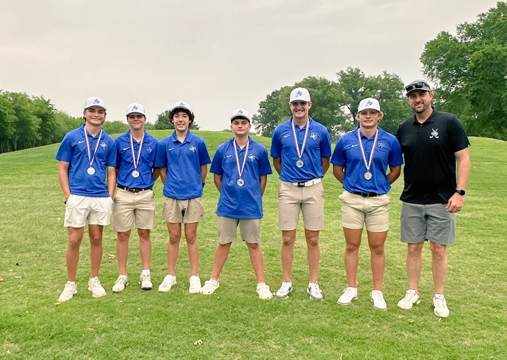 🚨⛳ 2nd place at the Regional Golf Tourney!⛳🚨

These guys battled!!!!

 Tough first day, BUT responded well to shoot a 320 on day 2! 

<a href="/PrestonTarpley/">Preston Tarpley</a> with an 80 and 76 to be 6th overall as an individual!! 

ON TO STATE!!!!! 

<a href="/GunterHSTigers/">Gunter High School Tigers #TPW</a> <a href="/Gunter_ISD/">Gunter ISD</a>
