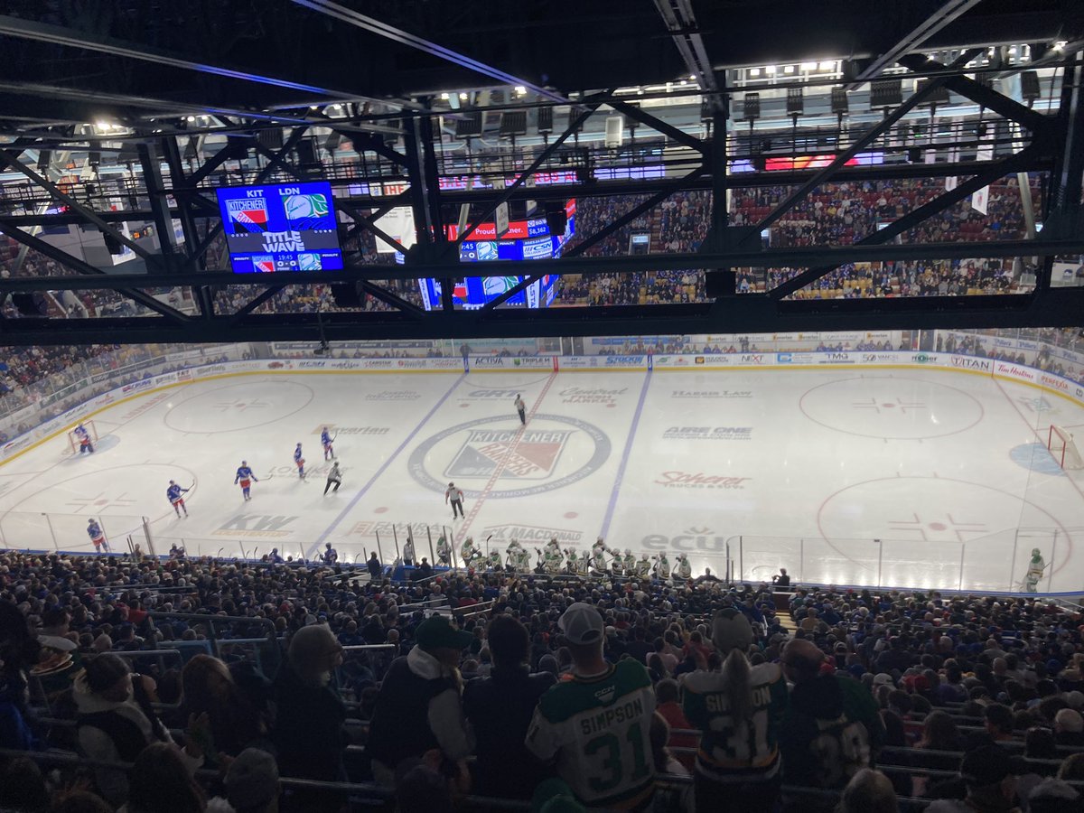 A shot from the blue line hits Kasper Halttunen and goes into the net. 2-0 London.