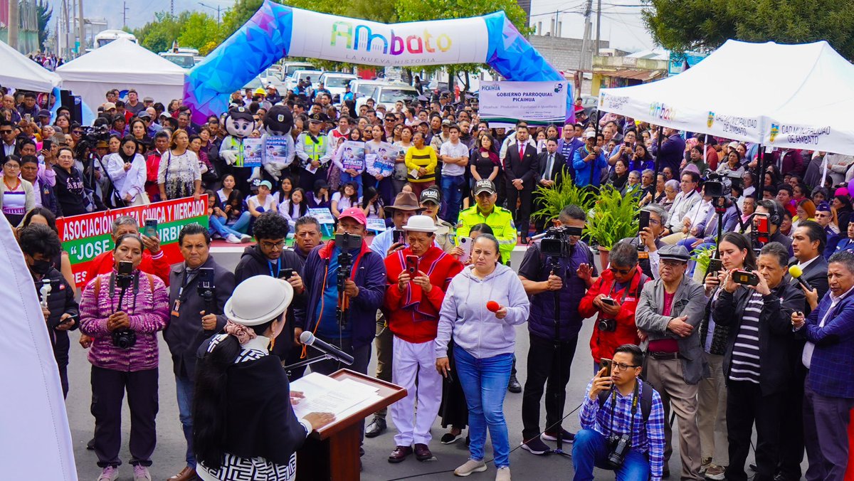 DianaCaiza2023's tweet photo. Hoy, mis palabras han reflejado el sentir de los ambateños…
SE TERMINÓ EL NEGOCIO DE LOS FOTORRADARES
En este día histórico puedo decir: Ambato se desarrollará con oportunidades de turismo y comercio “sin fotorradares” en nuestras avenidas.
#AmbatoSinRadares
#LaNuevaHistoria https://t.co/VC9V2uHtcN