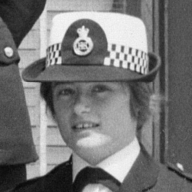 Remembering PC Yvonne Fletcher of the Metropolitan Police. Shot and killed on duty on this day in 1984. She was 25. We will remember her. #LestWeForget