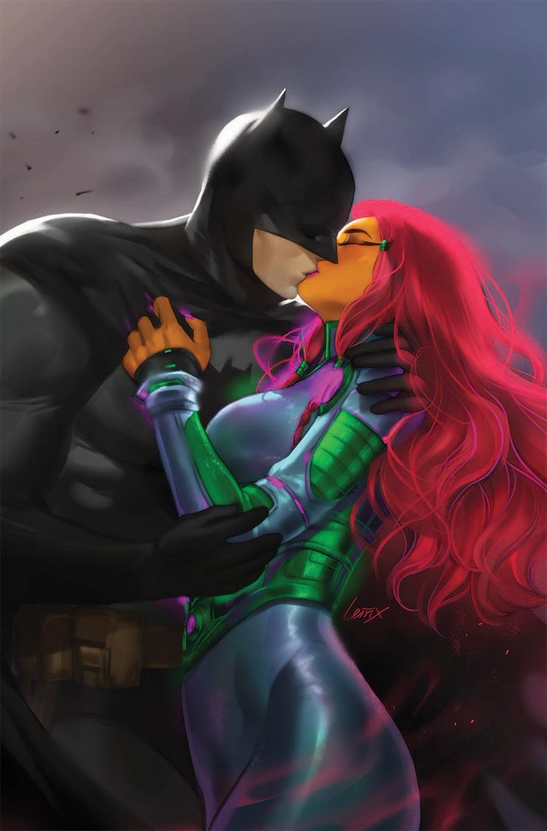 In a faraway galaxy, Batman sets his sights on the villainous Blakksun Mining Company

Grab this😻#LesleyLeirixLi #Cover for 📚#Batman Off-World #4

✏️@JasonAaron
🎨@TheDougMahnke
👉ow.ly/wcVm50R9ywN

#localcomicshop #DCTuesdays #MidtownComics #topvariant #Topvarianttuesday