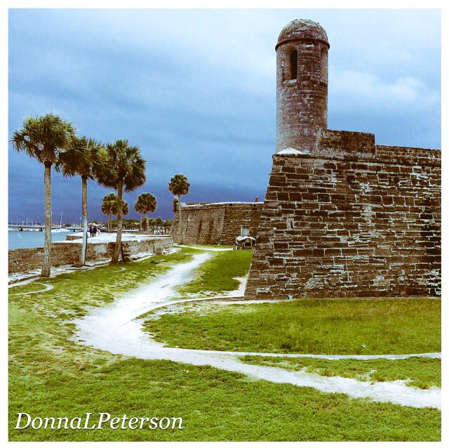 The Castillo de San Marcos looks ready to face the next 500 years at this favorite venue of #photographer and children’s #author, Donna Peterson, in St. Augustine, Florida. Follow Donna and her camera at LushLandscapes and DonnaLPeterson1. 3-0028