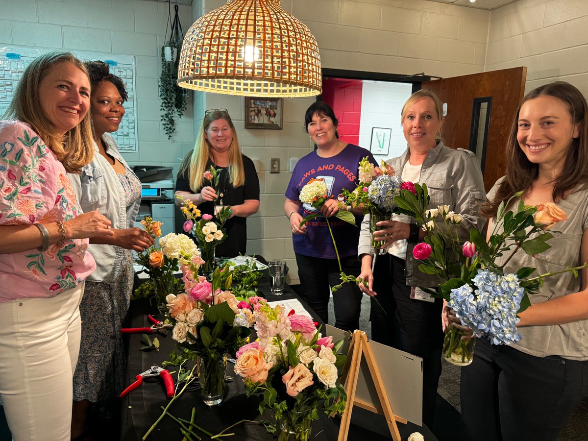 Fragrant flowers filled the air @WoodwardAcademy as Lower School teachers built bouquets together during Teacher Appreciation week. Our Parent Community thanks you for all you do as the gardeners of our children's hearts and minds! #GratefulHearts