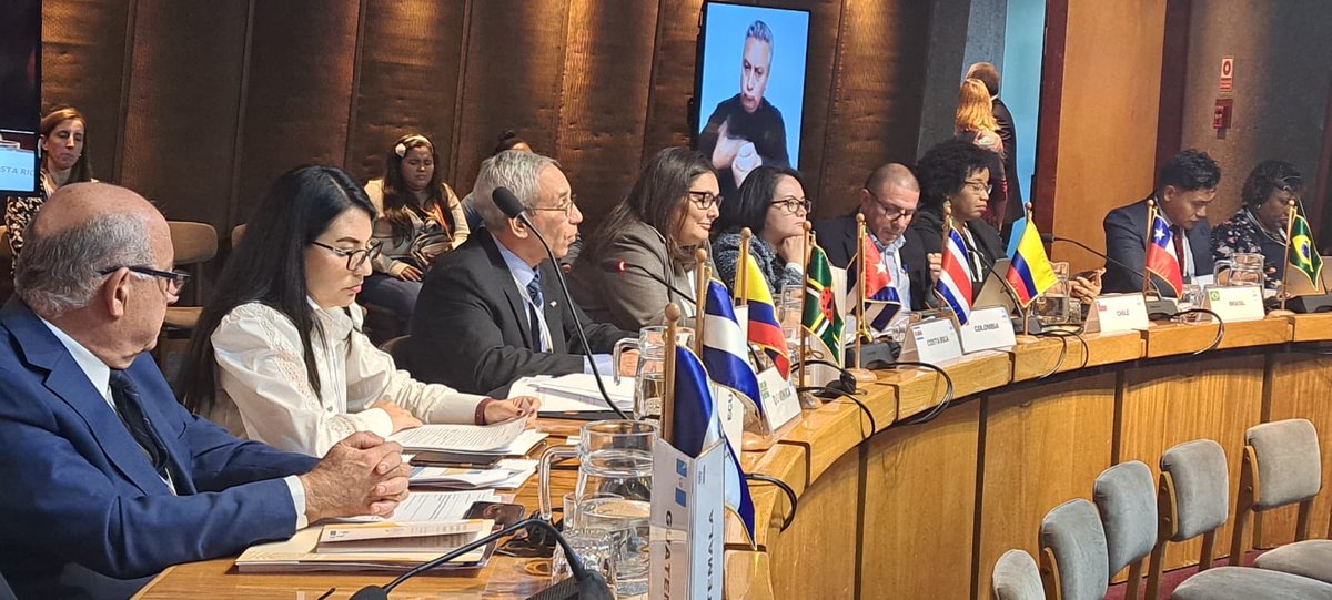 ONU_Cuba's tweet photo. Interviene #Cuba🇨🇺 en #ForoODS de Chile.
Gracias a nuestras contrapartes nacionales y socios de la cooperación por las metas compartidas, en el camino hacia la #Agenda2030 👍
Seguiremos abordando juntos los desafíos de desarrollo.
Cuenten con nosotros 🇺🇳🇨🇺‼️
https://t.co/aZz6Y1N9UD