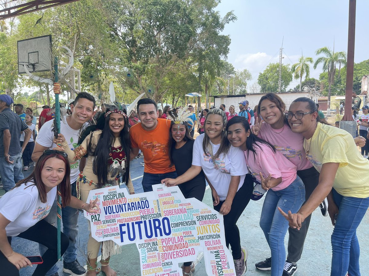 abgnervis18's tweet image. Hoy #16Abr Estuvimos En la tierra del Negro Miguel de Buría, líder de la primera rebelión afrodescendiente contra el Imperio Español: en el Municipio Simón Planas del Estado #Lara. Junto a @VillegasPoljak  #futuroLara