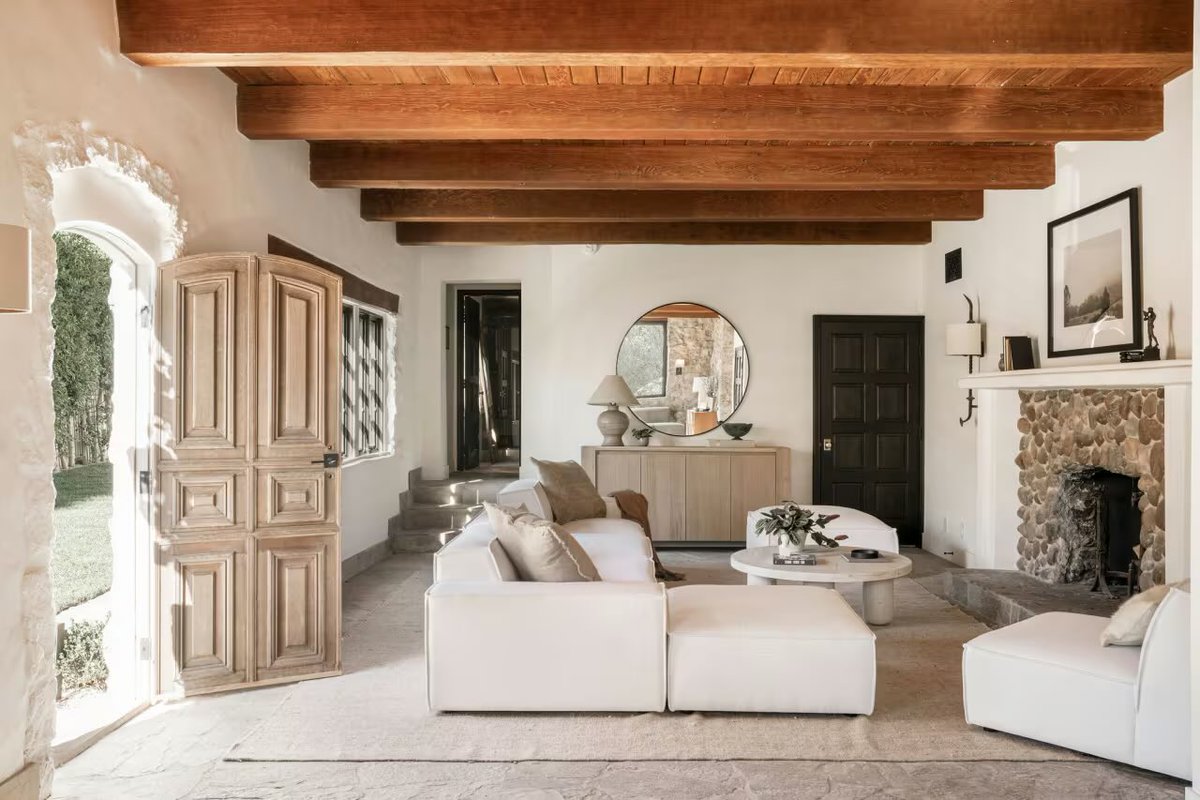 #LISA recently acquired her ideal $3.95 million home in Beverly Hills! 'It's an enchanted property with a vintage world feel despite the recent renovations.' 'The huge lot makes it extremely private. There are hills and views all around it.