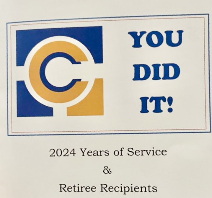 MohawkTrailsEl's tweet photo. Congratulations to Miss Hayes on her retirement! Miss Hayes has been teaching at MTE for 33 years! 🐢 https://t.co/XoKyqs44Ka