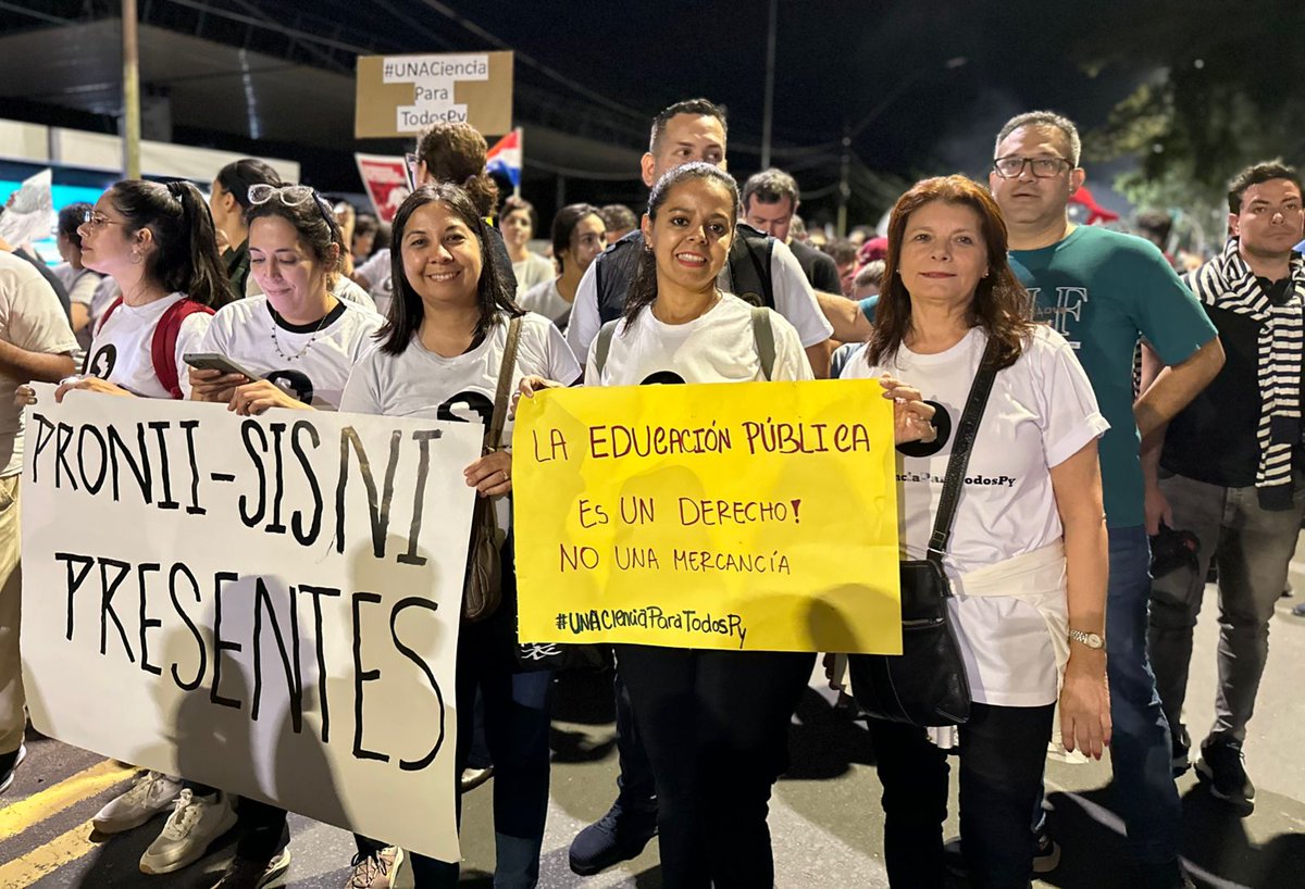 alejandraagro's tweet photo. @FlorenciadelPu2 #unacienciaparatodospy https://t.co/aNN9VEtFcq