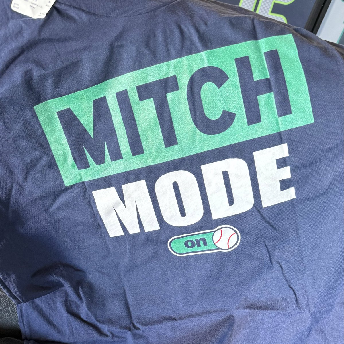PugetStout's tweet photo. Full on 👉 #MitchMode
https://t.co/gxF5KKuXDj https://t.co/f9vh8vvTM2