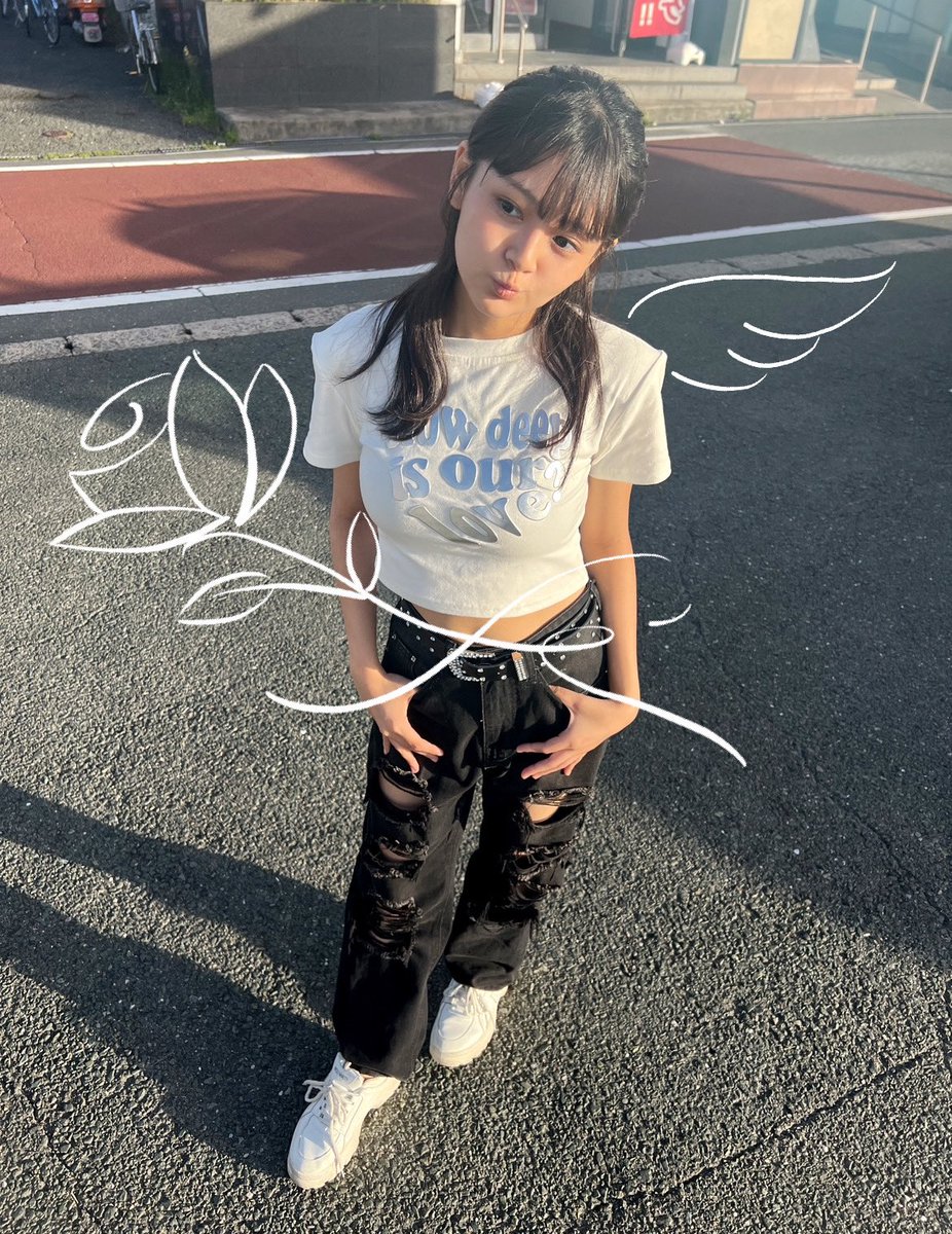 iyoda_ayane's tweet photo. おはようございます！
電車通学も慣れてきました

学校が楽しみで4時半とかに目が覚めて
夜は11時には寝ちゃってます🥹笑
健康的！

今日も頑張りましょー🫶 https://t.co/nXmG55HMFs