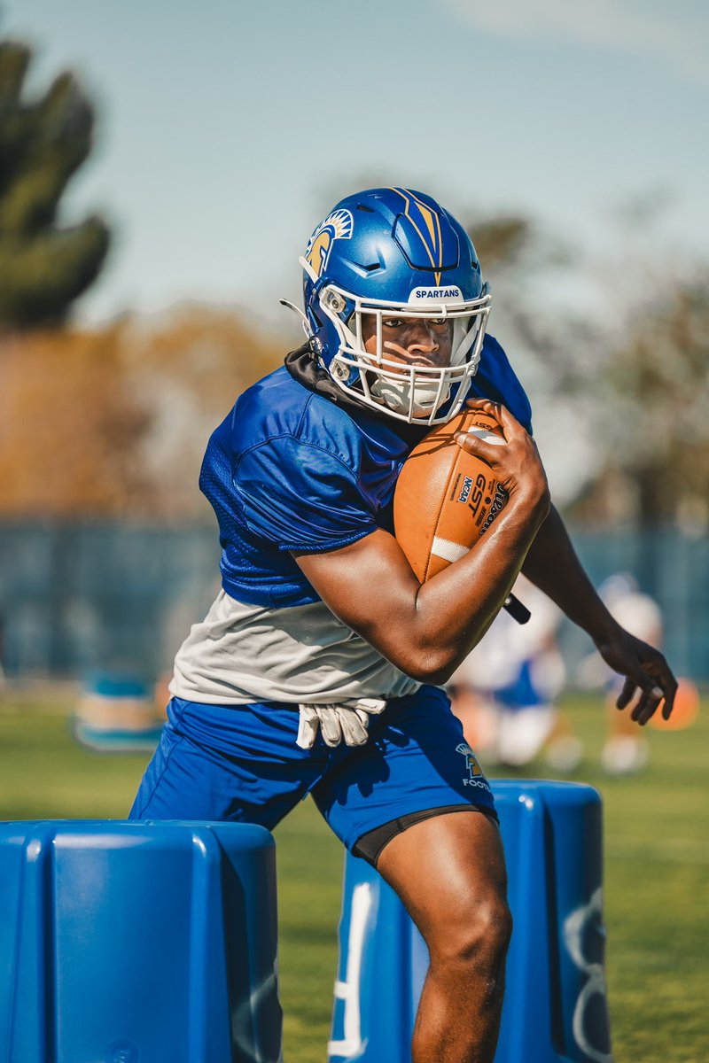 SanJoseStateFB tweet picture