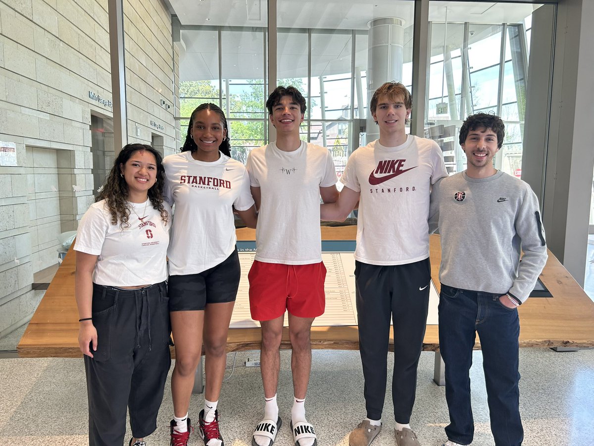Talana Lepolo (@lepolotalana) on Twitter photo so thankful to be able to volunteer at the Lucile Packard Children’s Hospital!
<a href="/Lifetime_Card/">Lifetime Cardinal</a> so thankful to be able to volunteer at the Lucile Packard Children’s Hospital!
<a href="/Lifetime_Card/">Lifetime Cardinal</a>