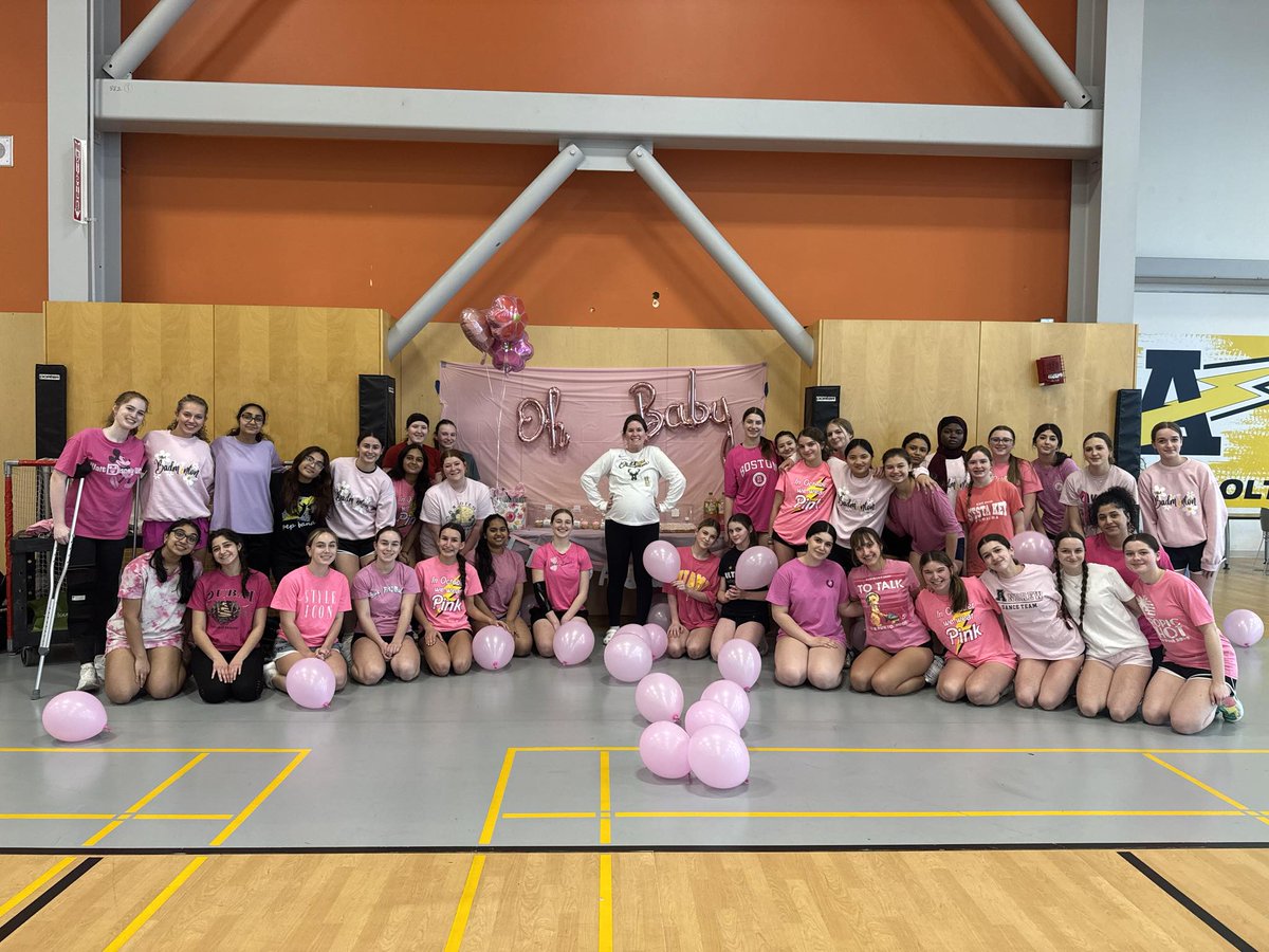 tboltbadminton's tweet photo. Oh Baby! 💕

We had lots of fun surprising Coach Becca with a mini baby shower today. Thank you for all you do and still finding the time to work with us as you prepare for your sweet girl's arrival

#ConferenceBaby https://t.co/YPTrcXisT3