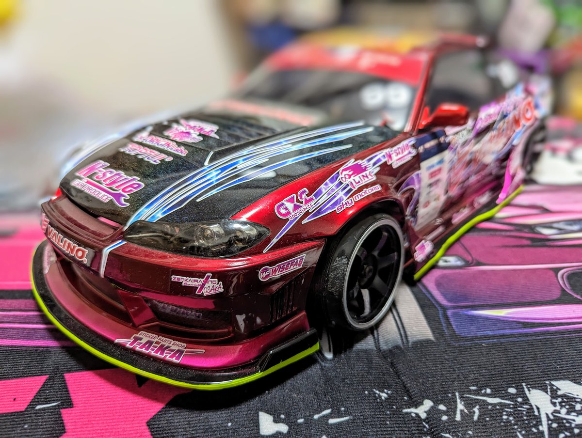 tasogarage_EP3's tweet photo. この３台のボディ売ります！
１枚目　YOKOMO　今村FD3S
２枚目　アディクションGR86 裏張
３枚目　アディクションS15 ReveD180
シルエイティ　
値段はDMにて回答します！
気になる方はお気軽にお願い致します！
#ラジコン #ラジドリ #アディクション #RDX #GRK #YD2 #ドリフト #RC #DRIFT #ボディ https://t.co/B4m2nkpfQm