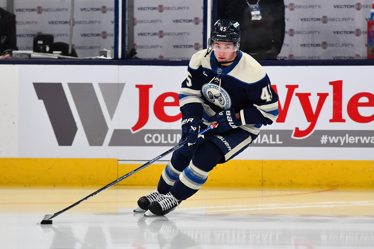 Gavin Brindley is the 116th Wolverine to make his @NHL debut!

#GoBlue〽️ ➡️ #ProBlue