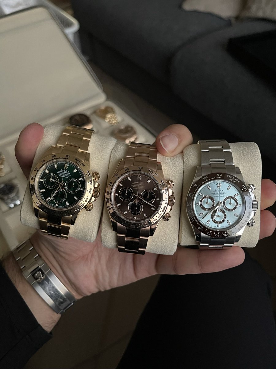 WatchSlatt's tweet photo. @SolJakey @basedd Jakey you need another watch bro. Holla @me https://t.co/816lh9tda7