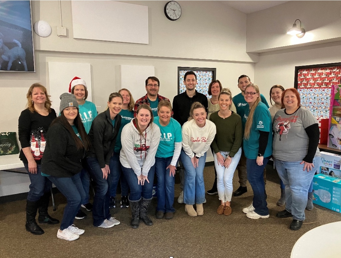 CalltoFreedomsd's tweet image. As #NationalVolunteerWeek approaches, we want to recognize our amazing volunteers. Thank you, Sammons Financial for contributing your time &amp;amp; talents to events including the Community Breakfast, Hidden in Plain Sight, &amp;amp; the Wrapping Party! #JoinTheCall #InItToEndIt #CallToFreedom