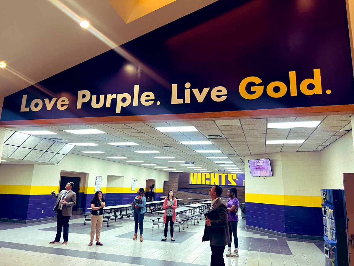 RhondaRRhodes's tweet image. Thank you @avmsKnights and @TheRugbyRaider for sharing your @TheLeaderinMe  journey with these SC  #MiddleLevel leaders! Your greatness was evident  in your students, staff and entire school!