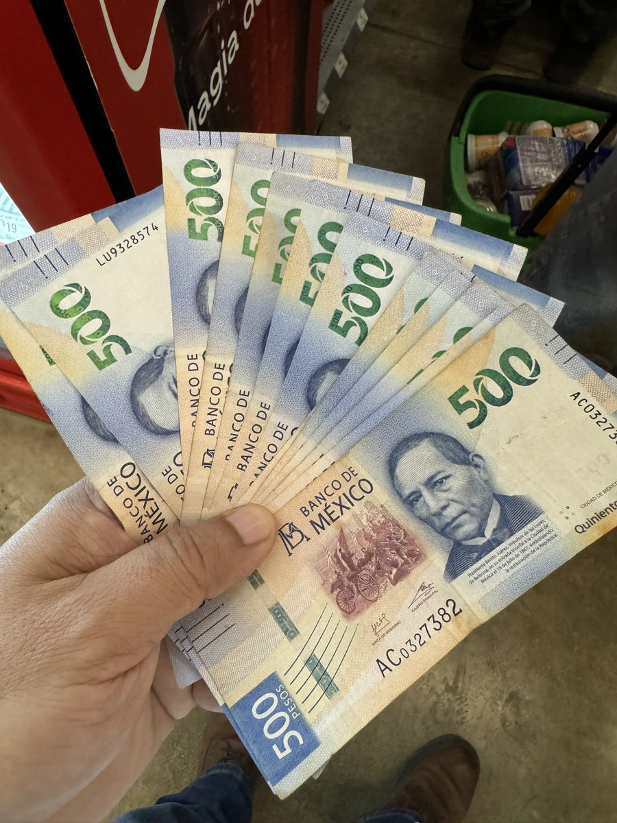 cesarqueb_'s tweet photo. @SCJN_Clips Corruptos!! Les quitan la dignidad a #billetazos!! Por supuesto que la injerencia de Piña podrida está fuera de lugar. Más en esta coyuntura electoral. https://t.co/DZCOeM7vRT