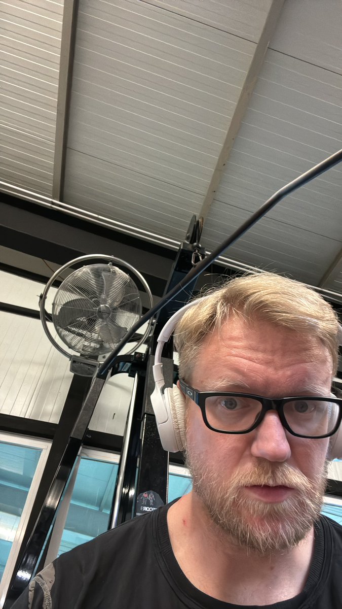Meat_Medicine's tweet photo. Hitting the gym for my health. #rightwingextremist https://t.co/L5cx0cEFYz