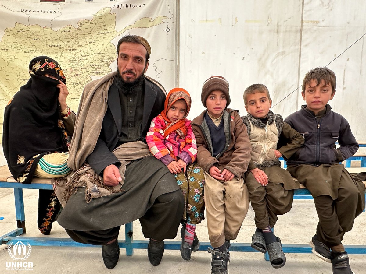 After decades in Pakistan, refugee returnee, father-of-4, Naqeeb Ullah, is starting anew in #Afghanistan.

He’s grateful for assistance from UNHCR, with support from @UNCERF.

“This is important help. I hope our lives will be better.”