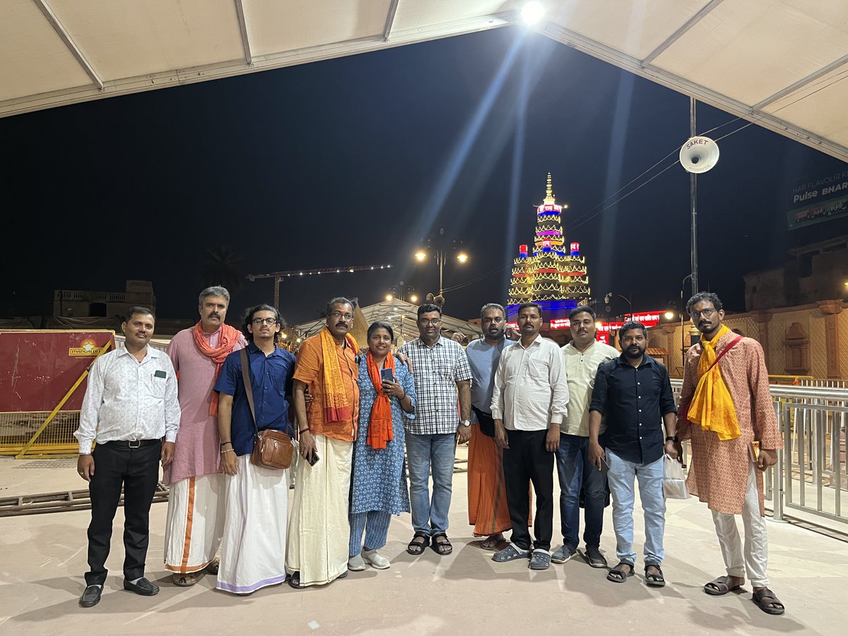 Yesterday pic taken at Ayodhya Ram Mandir after Darshan with Mr & Mrs @jgopikrishnan70 ji, @AShetty999 ji, @AmbujShrivast16 ji, @ragusmg2 ji, @AkalawadiMahesh ji, Uday ji, Kiren Kumar ji and others