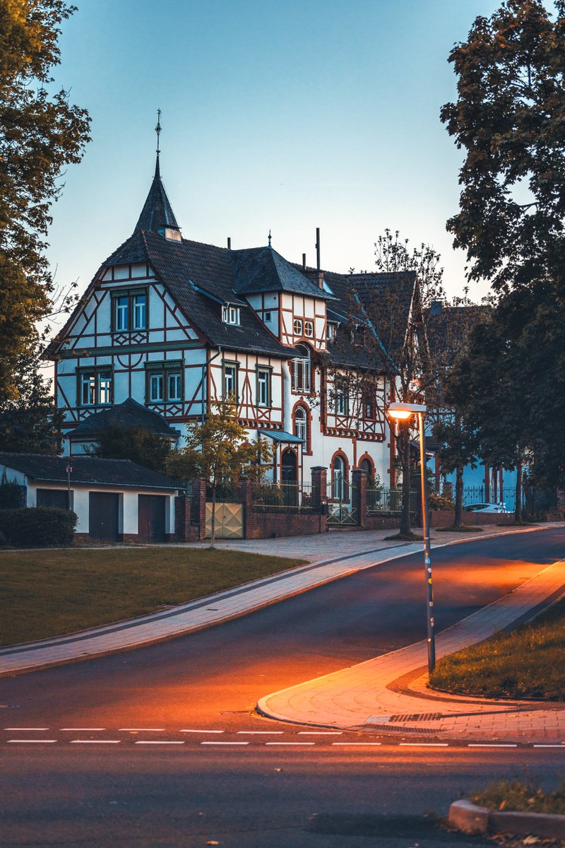 📸 Takeover by Ronny Runaix: Fachwerkhaus am Preusweg 📸 Nicht nur innerhalb der Altstadt findet man tolle Architektur. Dieses Fachwerkhaus habe ich sinnbildlich für die vielen Häuser am Stadtrand ausgewählt. 📸 Ronny Runaix