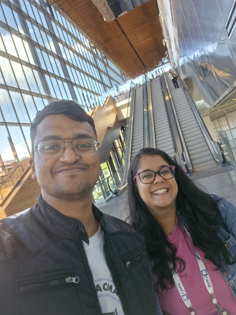 Finally met @Divya_Mohan02 🙌🏻🔥 at #OSSummit North America