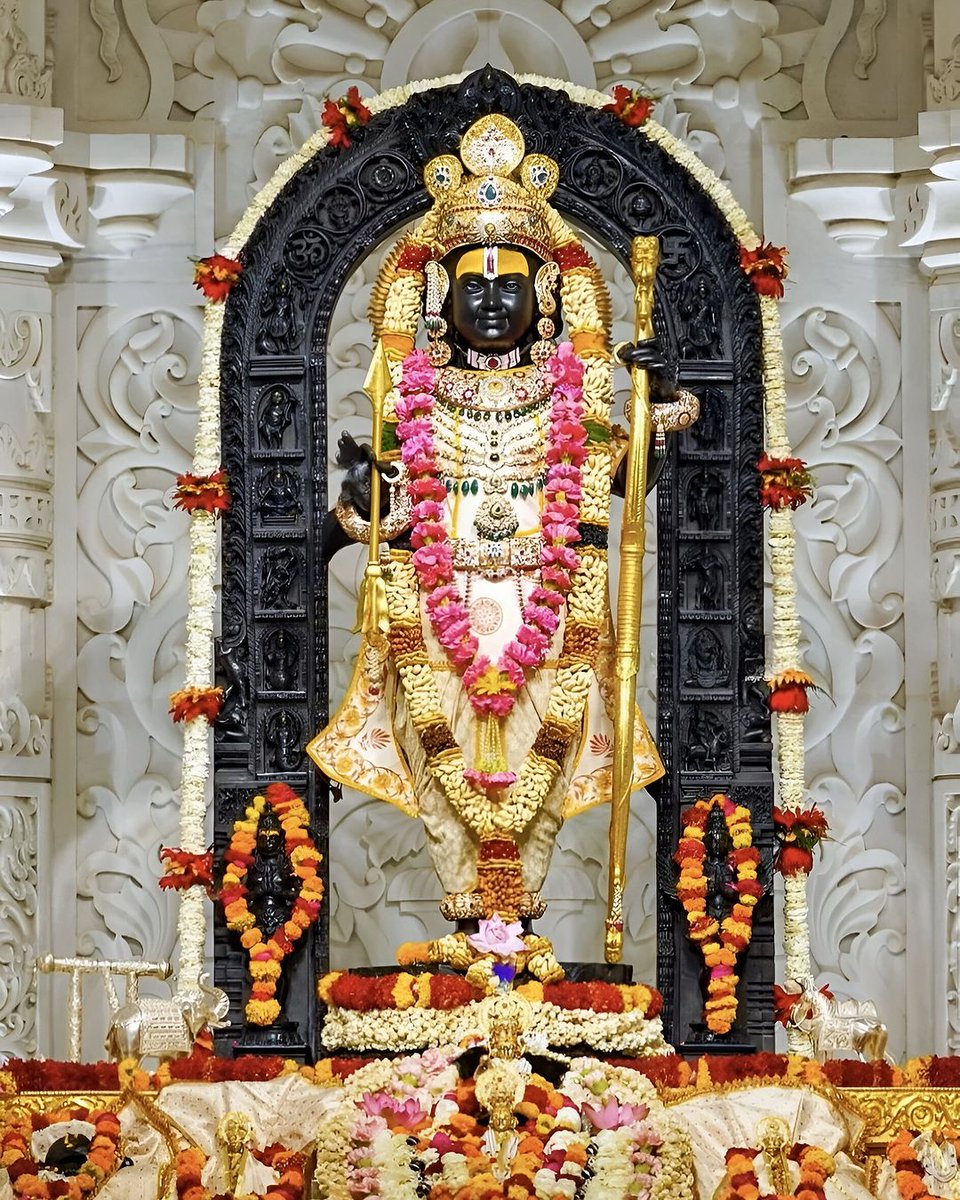 everyone a very happy #RamNavami! 🙏