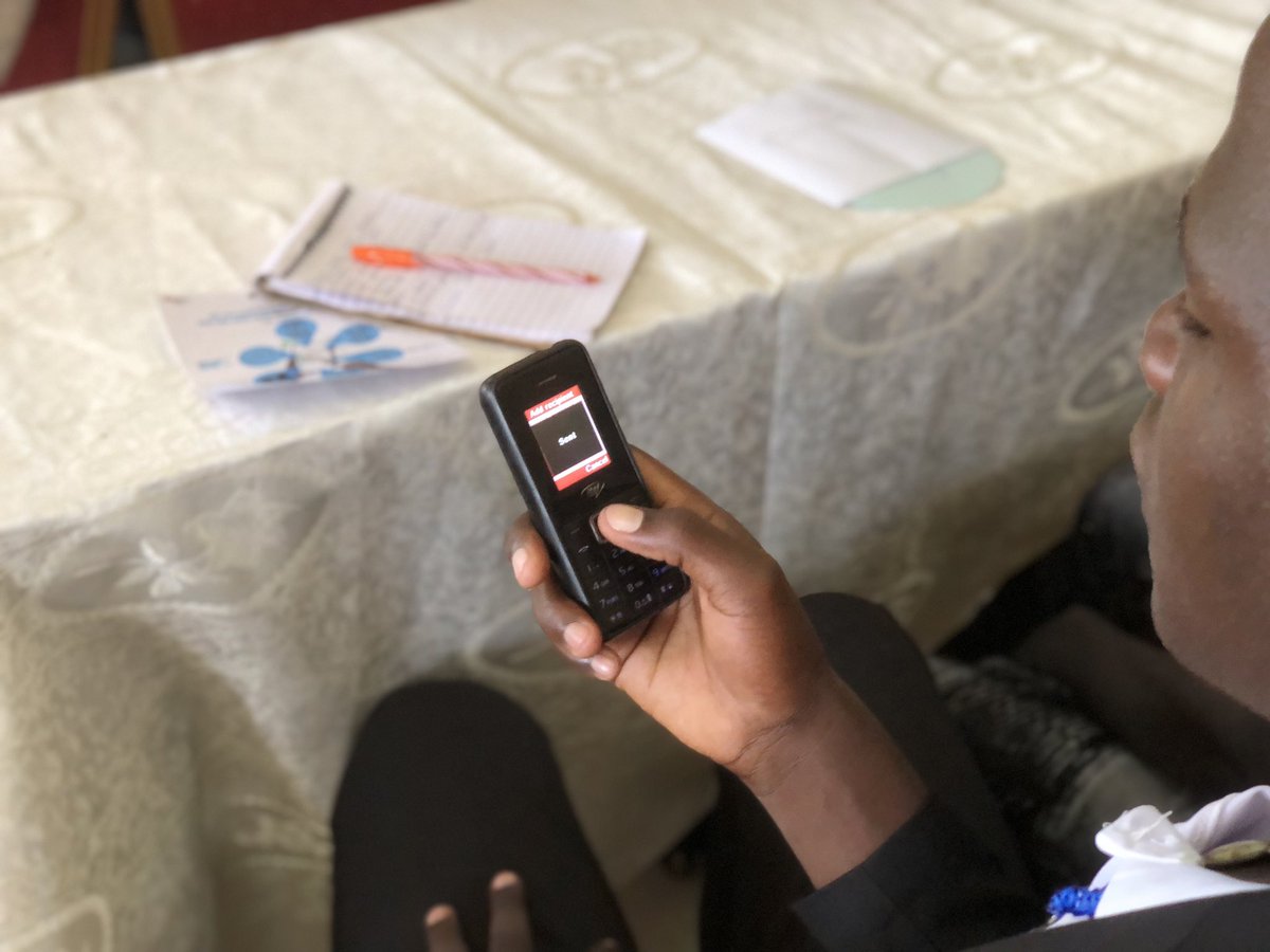 In Tororo, Youth and Adolescent Peer Support groups are supporting the District Health Office in providing peer support and counselling to their community. Now that they are U-Reporters, they have access to accurate information about HIV, mental health and Immunization.