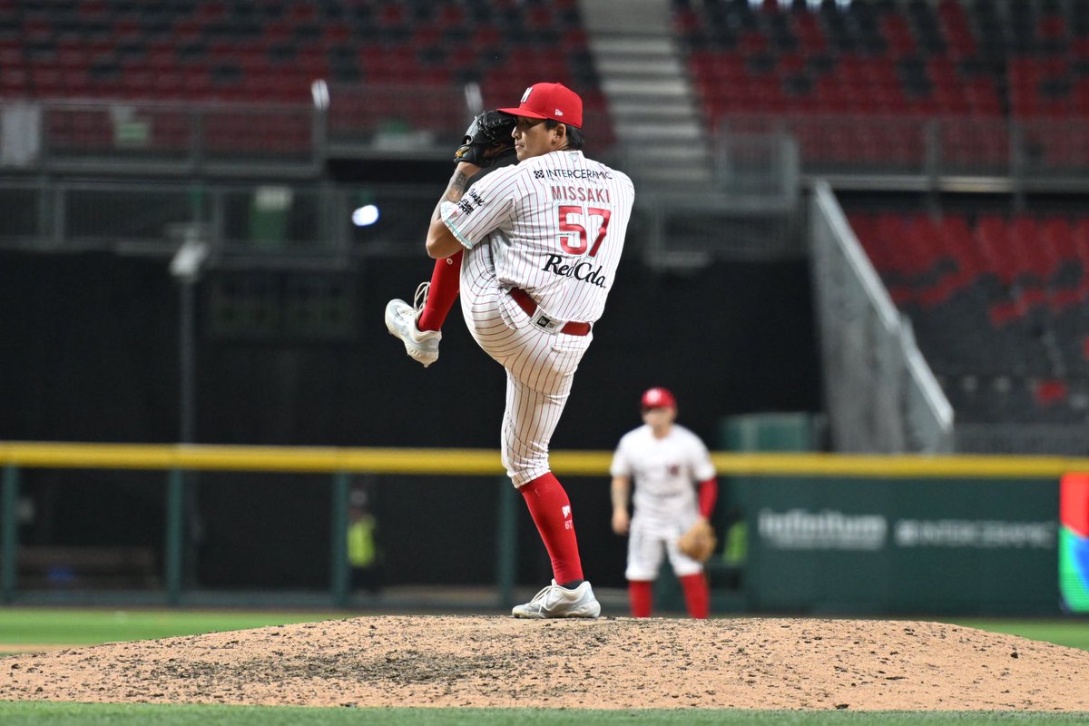 Con ustedes el pitcher ganador de la noche, Daniel Missaki 🇧🇷/🇯🇵